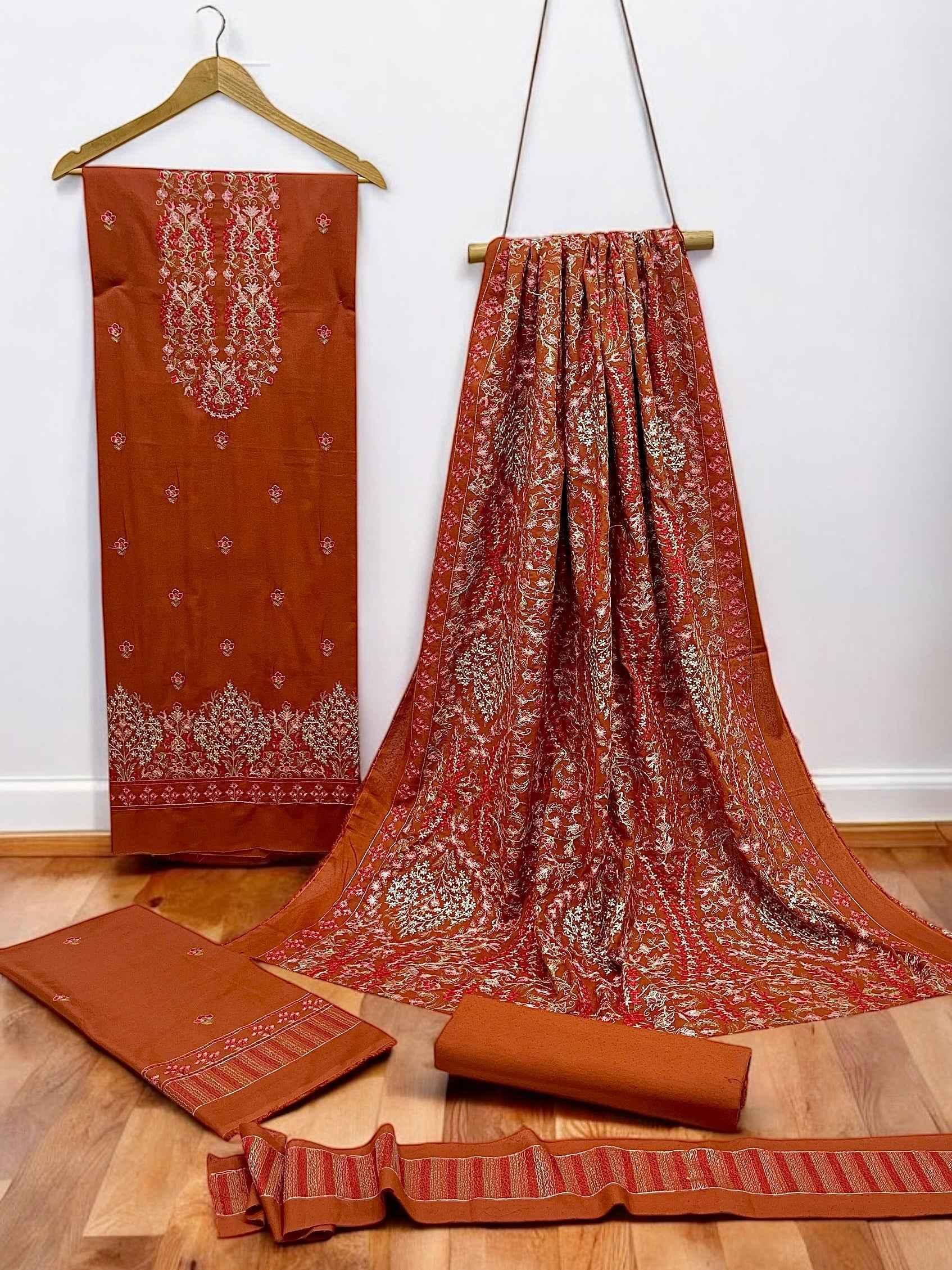 Bareeze | Luxury Emb | Karandi - ZNH Textile 