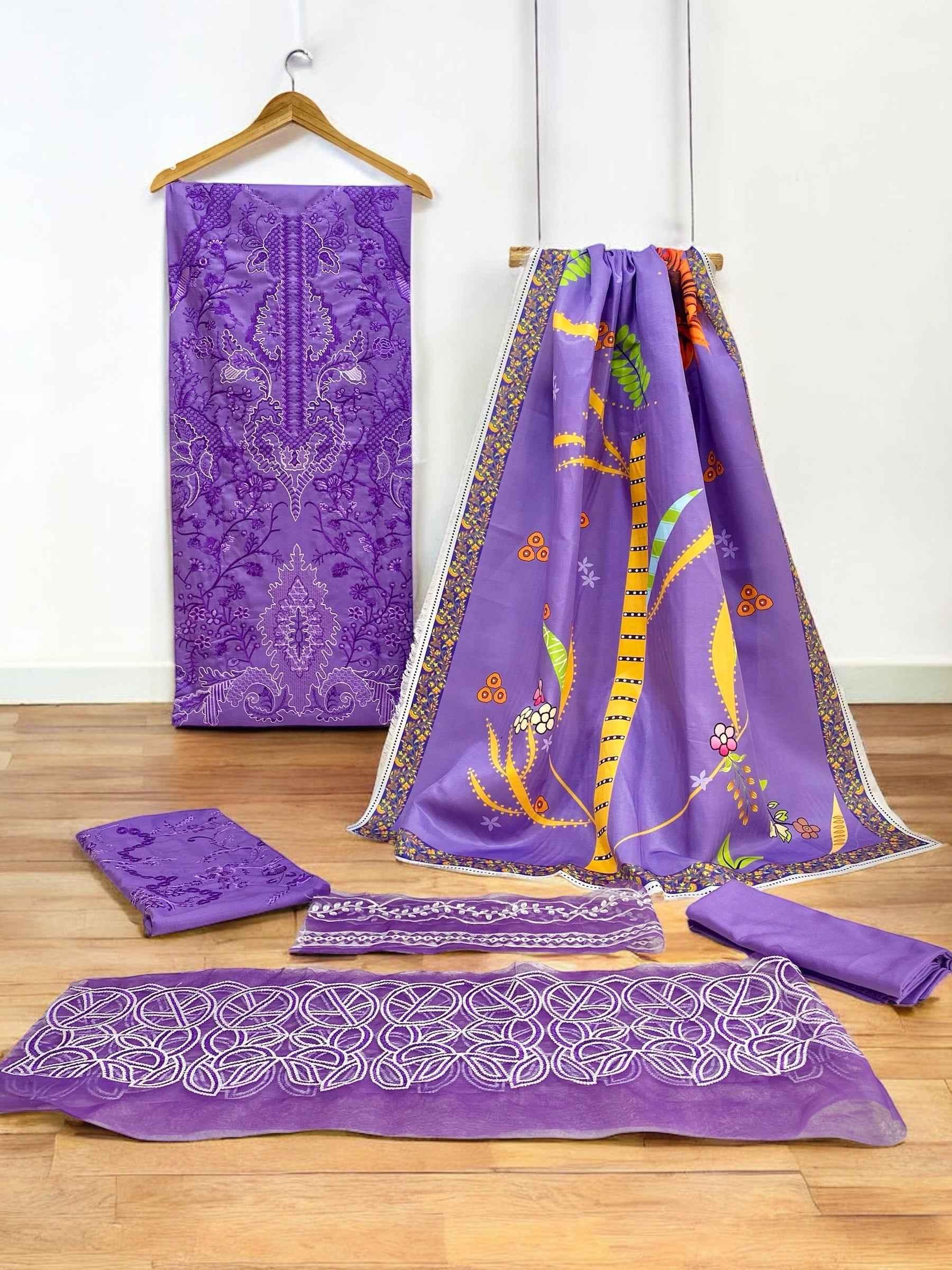 Mushq | Luxury Embroiderd | Dhanak - ZNH Textile 