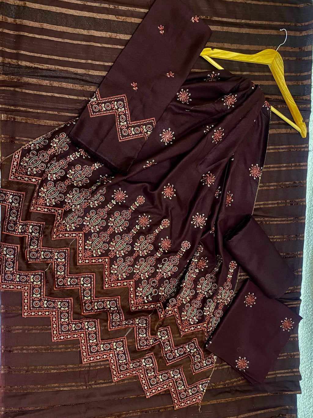 Makhmal | Luxury Embroidered | Dhanak - ZNH Textile 