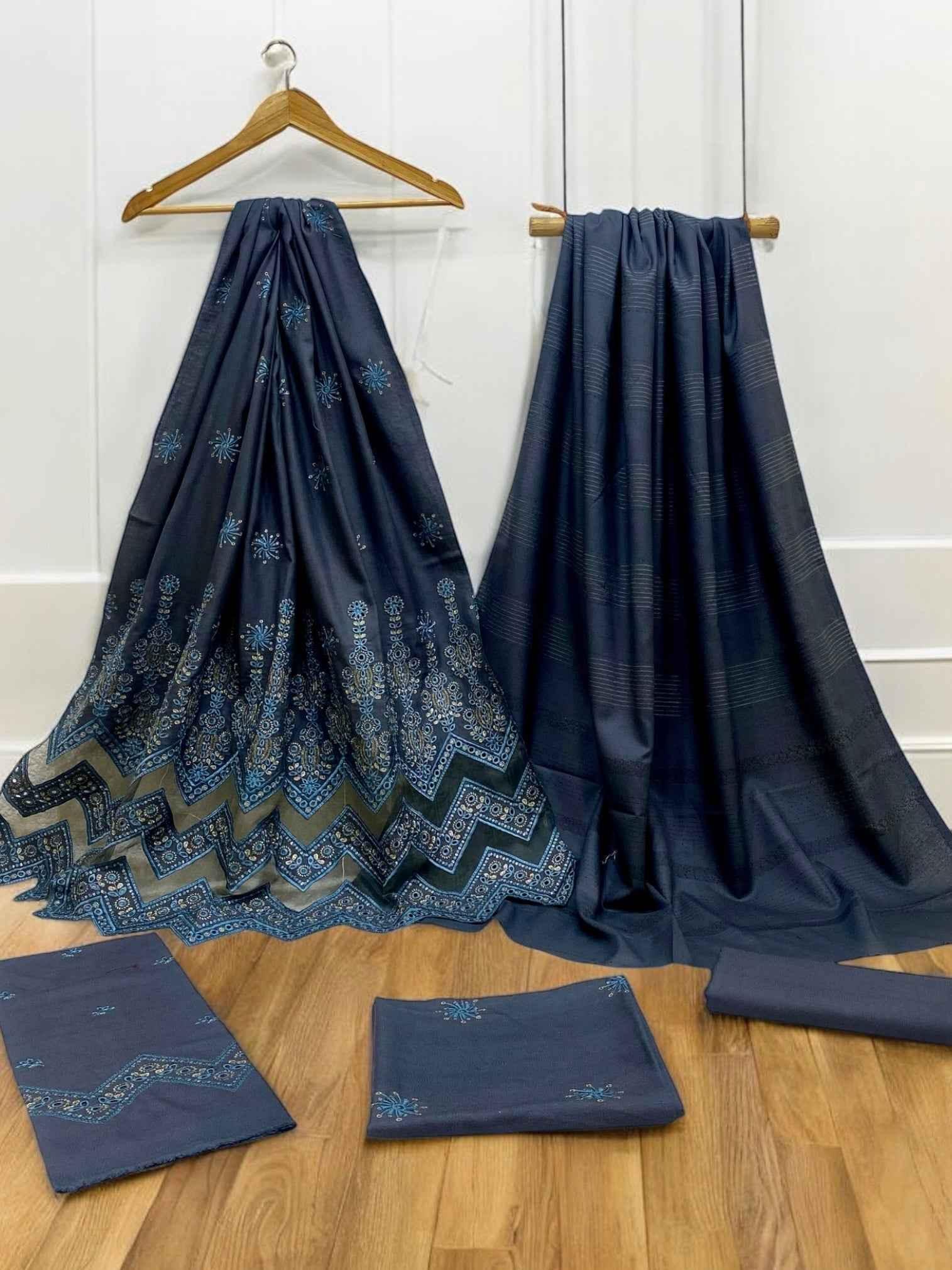 Makhmal | Luxury Embroidered | Dhanak - ZNH Textile 