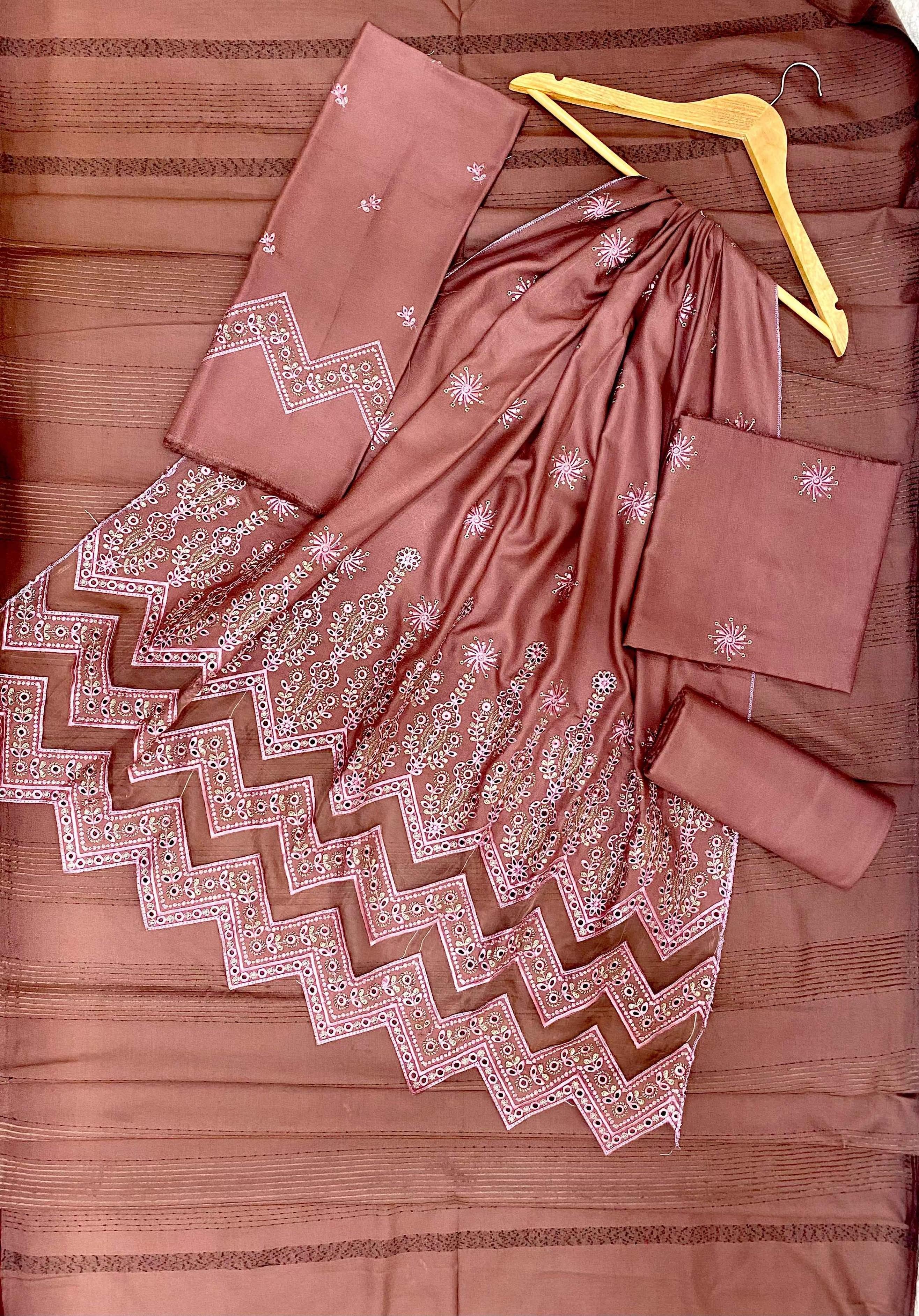 Makhmal | Luxury Embroidered | Dhanak - ZNH Textile 