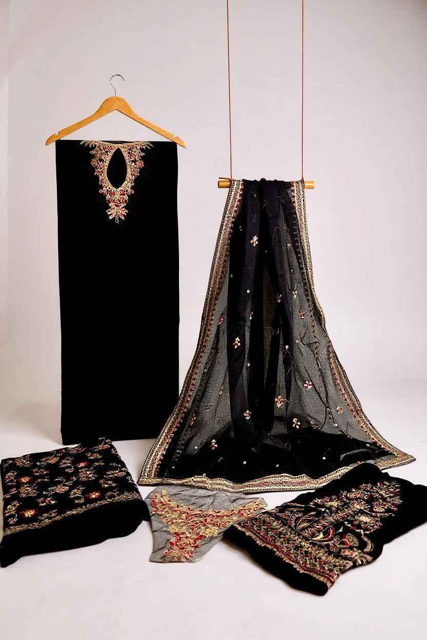 Luxury | Velvet | Embroidered | 3 pcs - ZNH Textile 